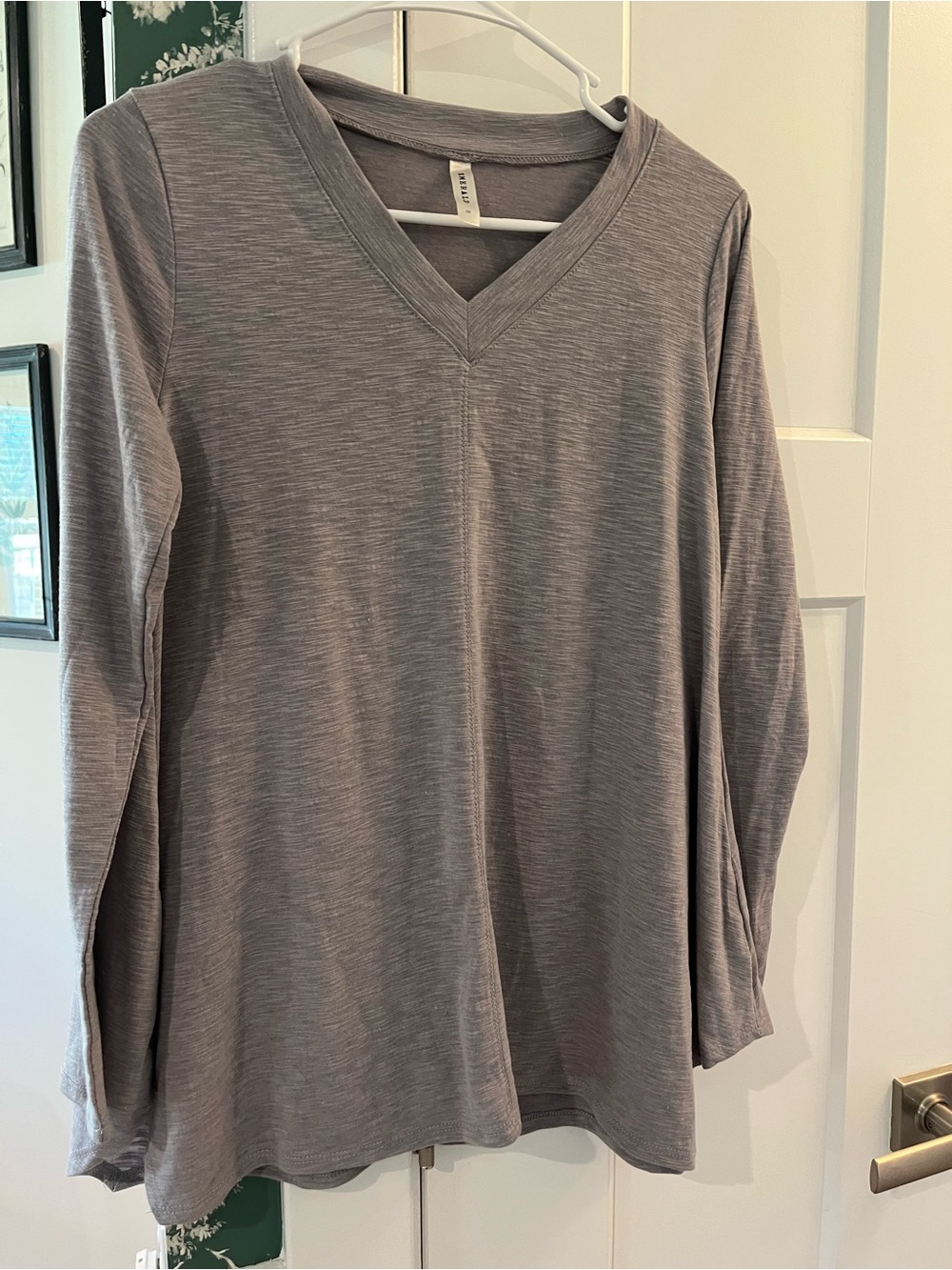 Emerald Heather Gray V-Neck Long Sleeve Top